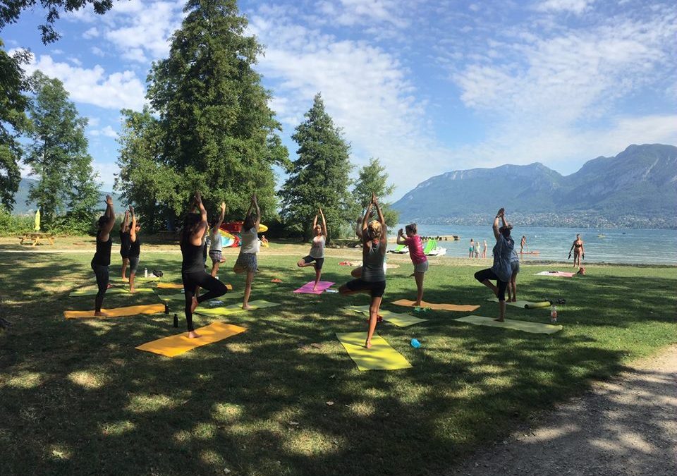 Cours Yoga au lac d’Annecy